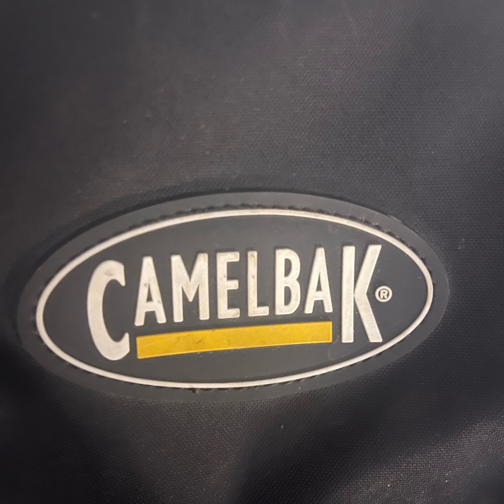 Camelback backpack - Picture 5 of 9
